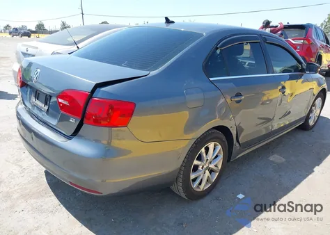 2014 Volkswagen Jetta 1.8T Se z USA, uszkodzony, nr VIN 3VWD17AJ5EM314646